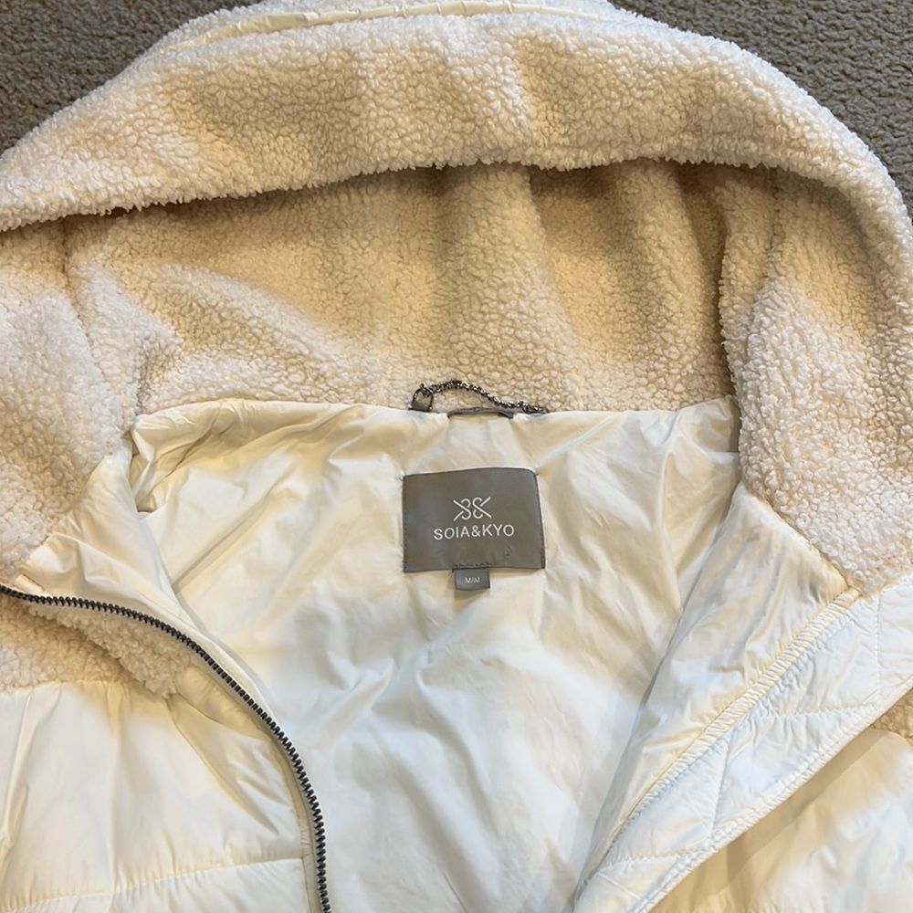 Soia and Kyo Mixed Media Faux Shearling Jacket
 size M - Picture 9 of 11